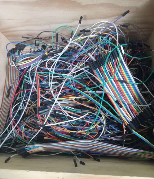 Image cables.png