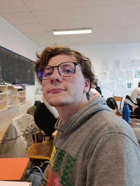 Fichier:Olivier Riviere.jpg