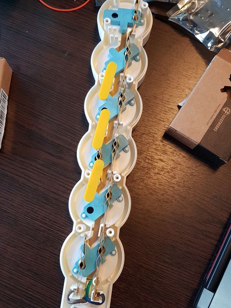 Fichier:Multiprise hacké.jpg