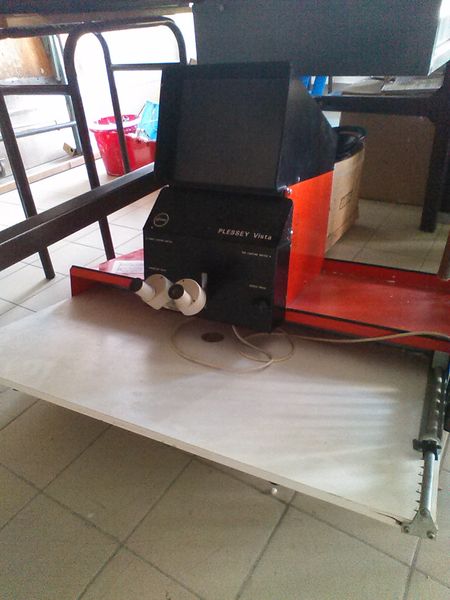 Fichier:Visionneuse-de-microfiches.jpg