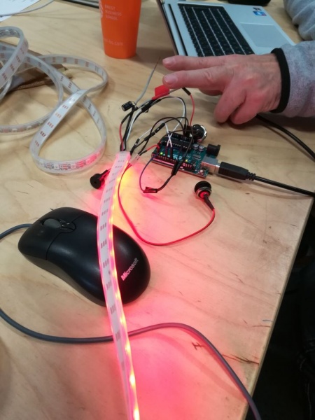 Fichier:Vélo remorque - LED.jpg