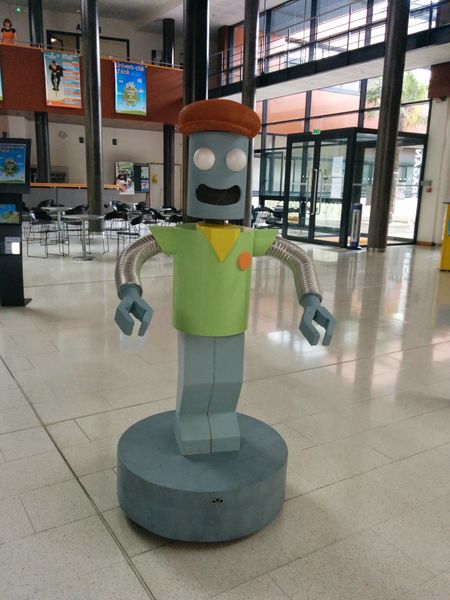 Fichier:Robot Viktor.jpg