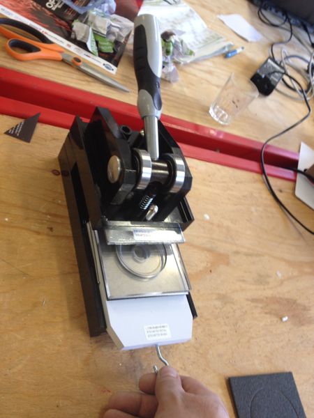 Fichier:Emportepieceoutil.jpg