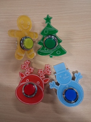 Les boutons du jeu simons.jpg