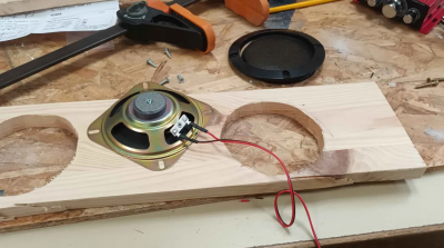 Découpe planche speakers.png