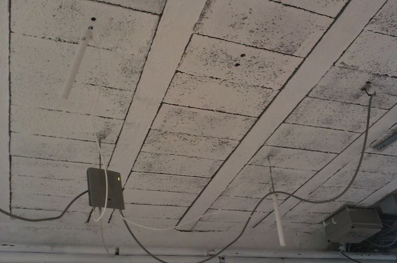 Fichier:Routeur-wifi-fabriques.jpg