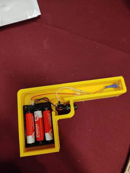 Fichier:Pistolet 8.jpg