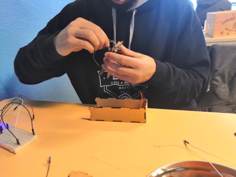 Fichier:Assemblage boite morse attack.jpg