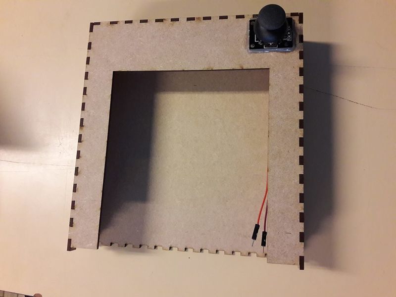 Fichier:Boite joystick.jpg