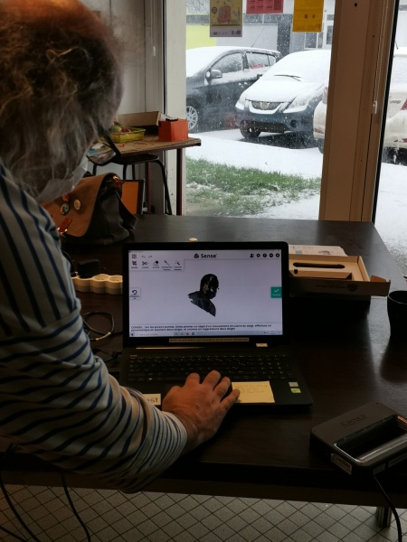 Fichier:Scanner3DSenseV2.jpg