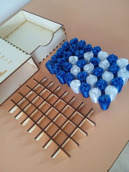 Fichier:Tout les tampons+Boite2.jpg